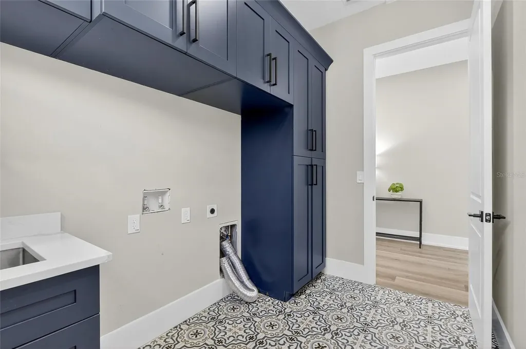 614 Pinckney Drive Apollo Beach FL 33572