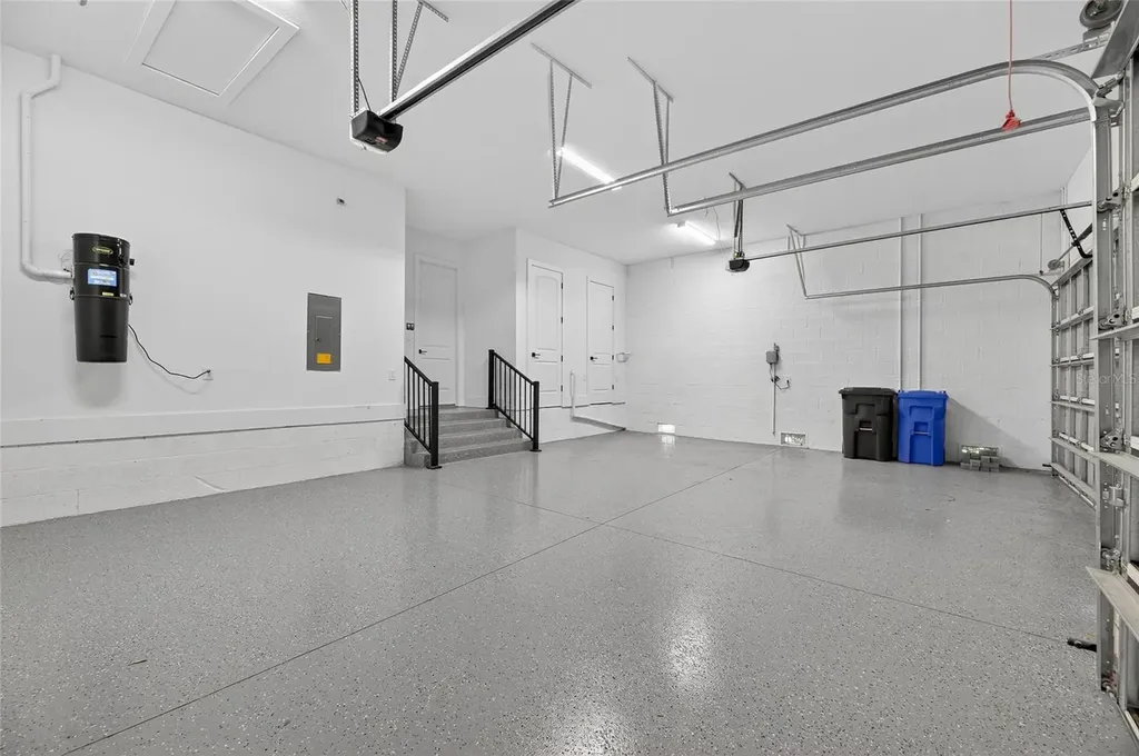 614 Pinckney Drive Apollo Beach FL 33572