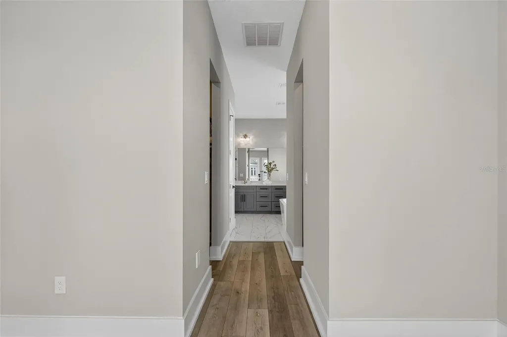 614 Pinckney Drive Apollo Beach FL 33572