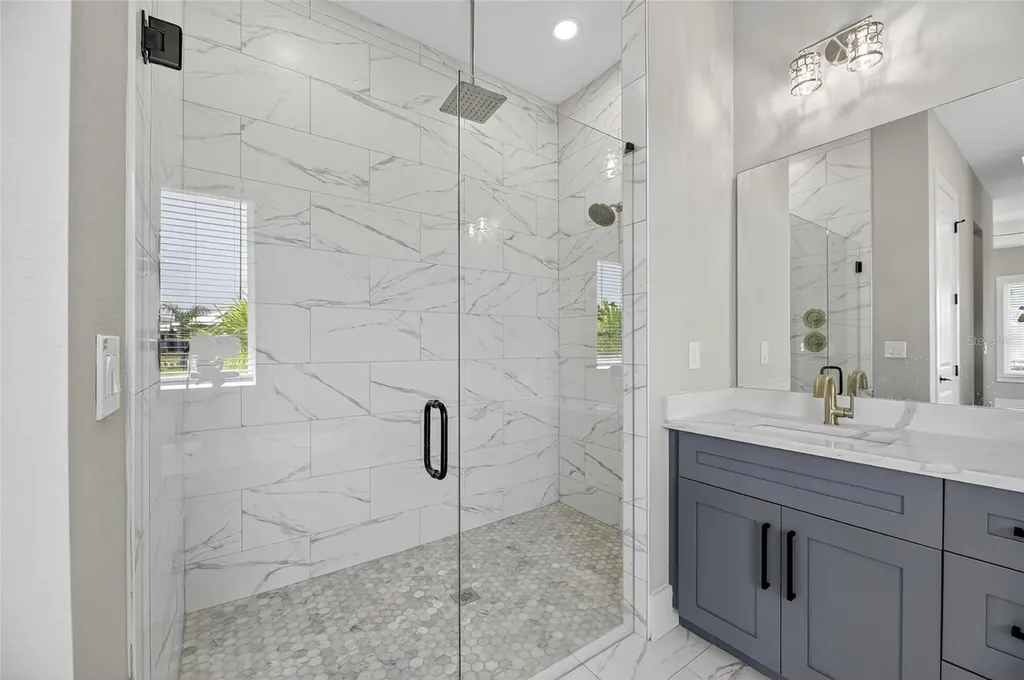 614 Pinckney Drive Apollo Beach FL 33572