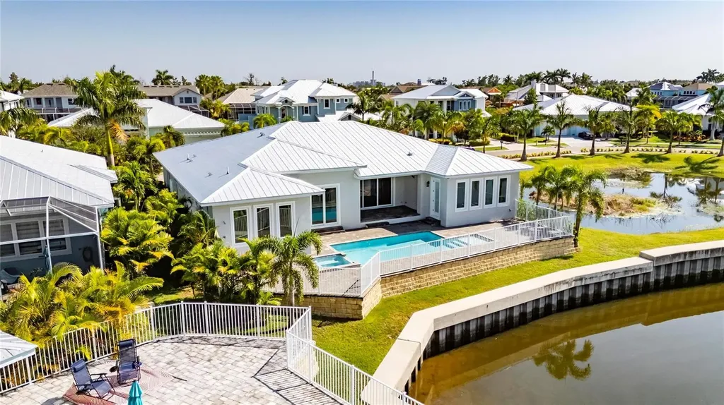 614 Pinckney Drive Apollo Beach FL 33572