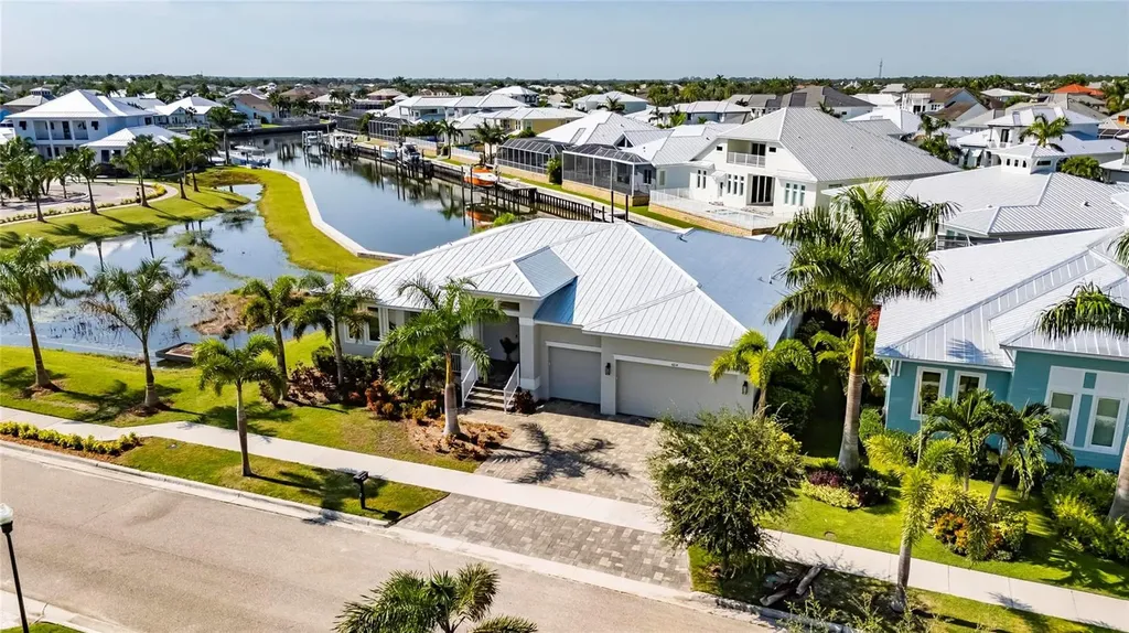 614 Pinckney Drive Apollo Beach FL 33572