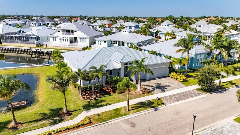 614 Pinckney Drive Apollo Beach FL 33572