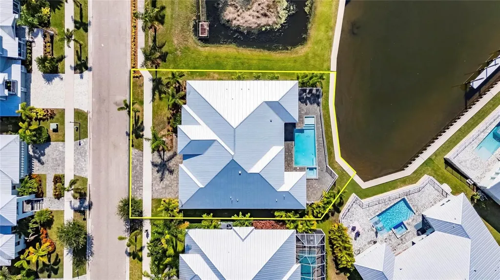 614 Pinckney Drive Apollo Beach FL 33572