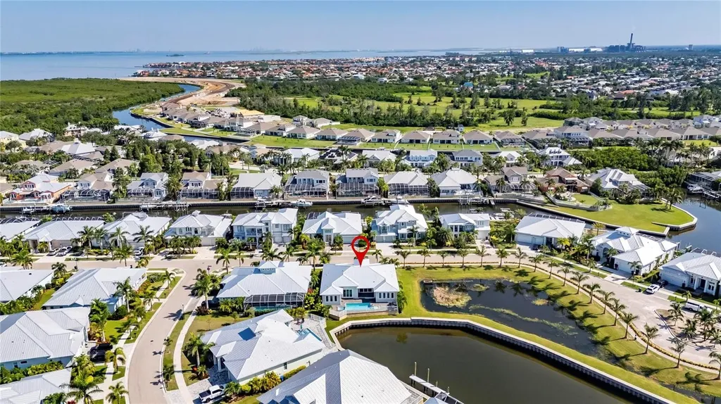 614 Pinckney Drive Apollo Beach FL 33572