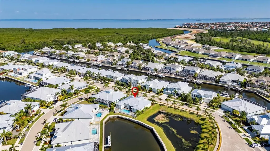 614 Pinckney Drive Apollo Beach FL 33572