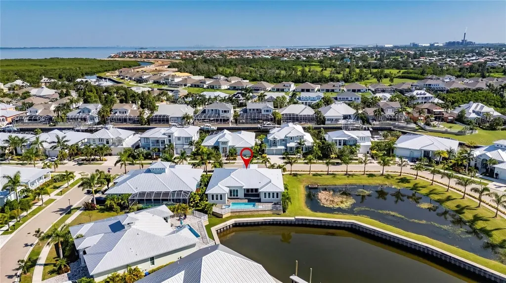 614 Pinckney Drive Apollo Beach FL 33572