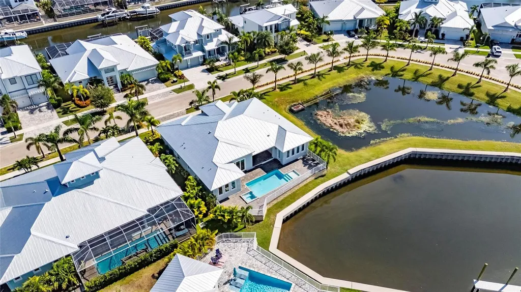 614 Pinckney Drive Apollo Beach FL 33572