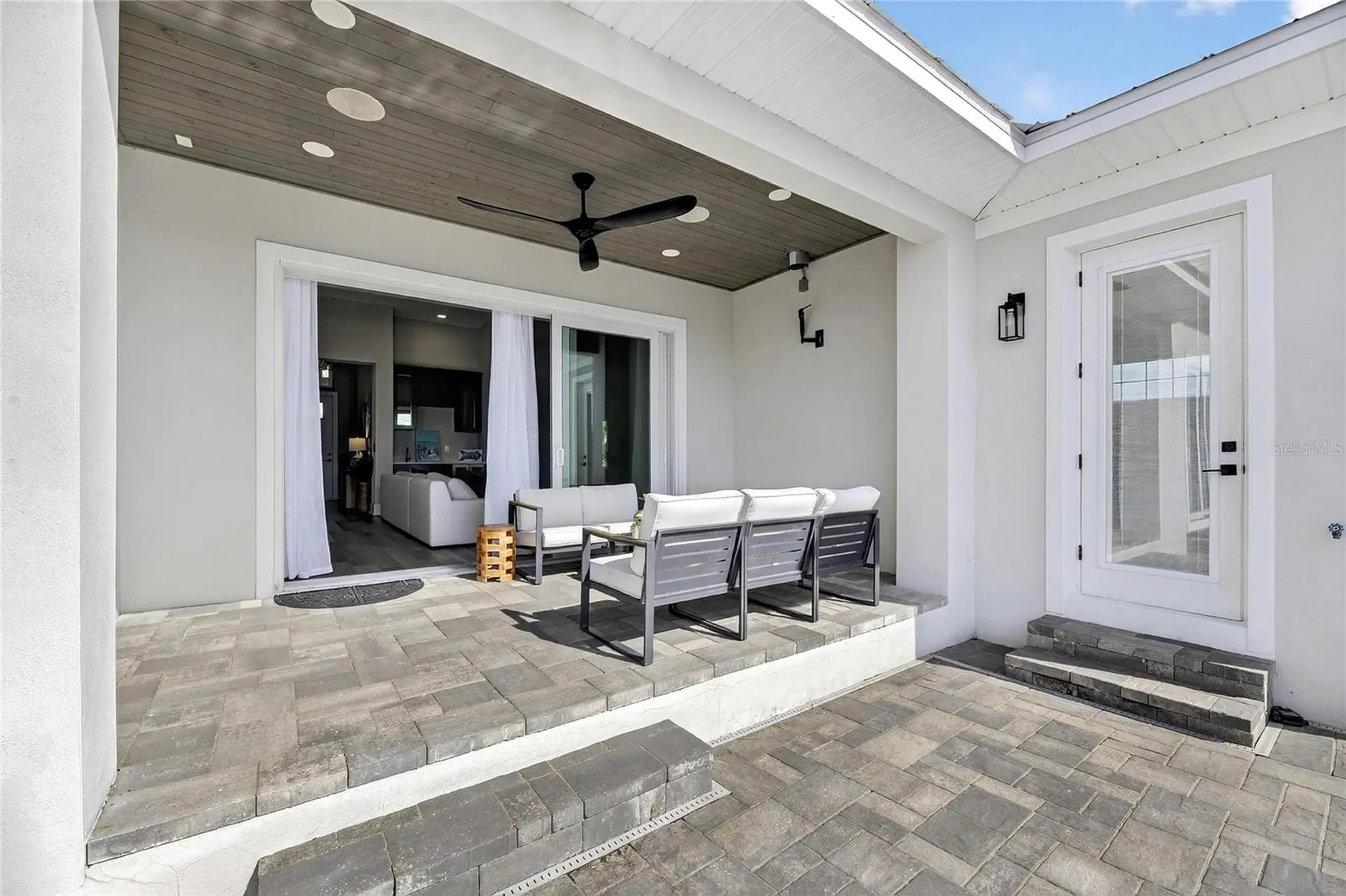 614 Pinckney Drive Apollo Beach FL 33572