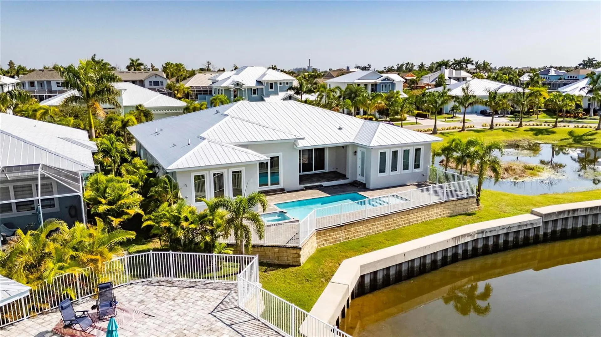 614 Pinckney Drive Apollo Beach FL 33572
