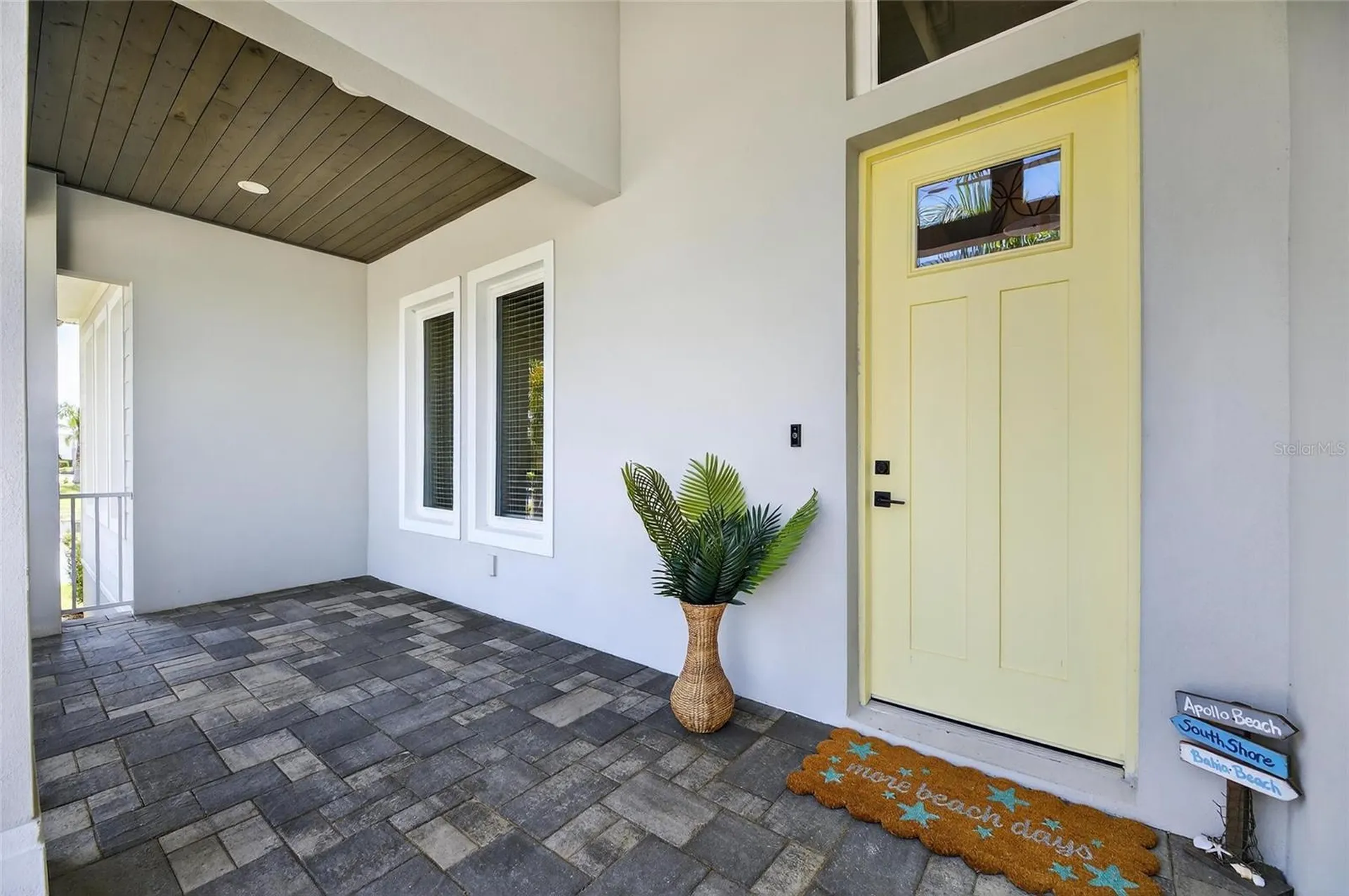 614 Pinckney Drive Apollo Beach FL 33572
