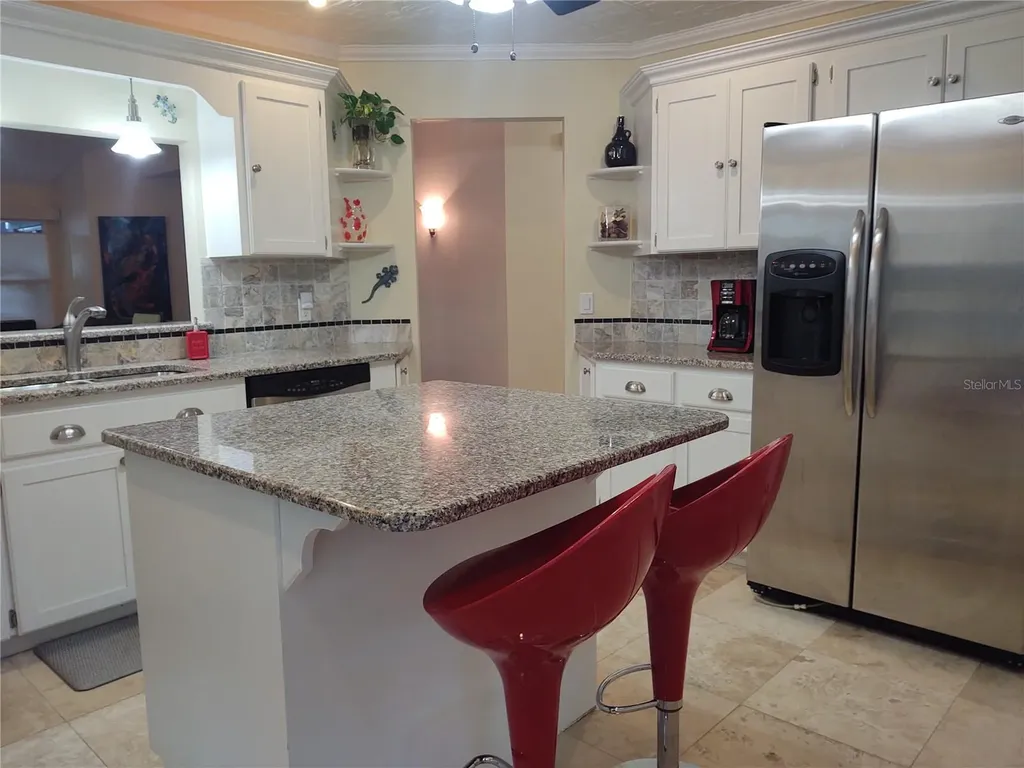 10906 W Cove Harbor Drive Crystal River FL 34428