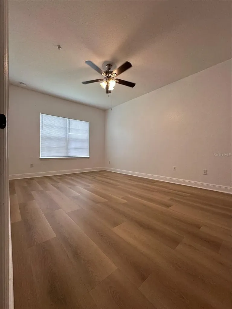 3725 S Lake Orlando Parkway Orlando FL 32808