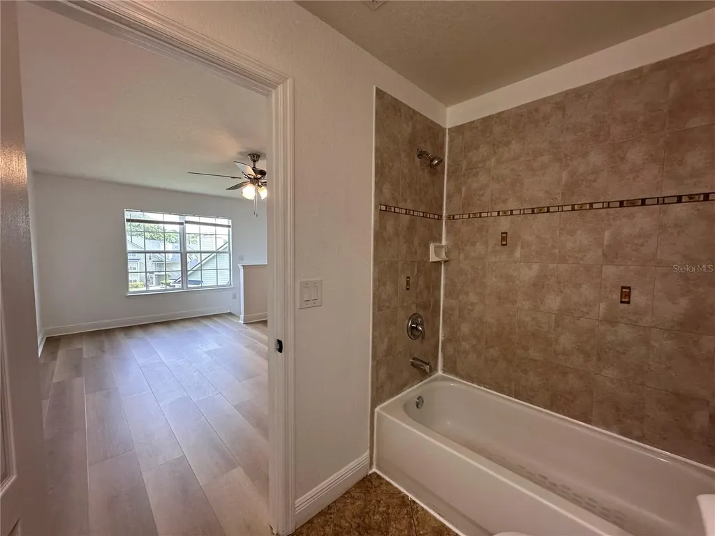 3725 S Lake Orlando Parkway Orlando FL 32808