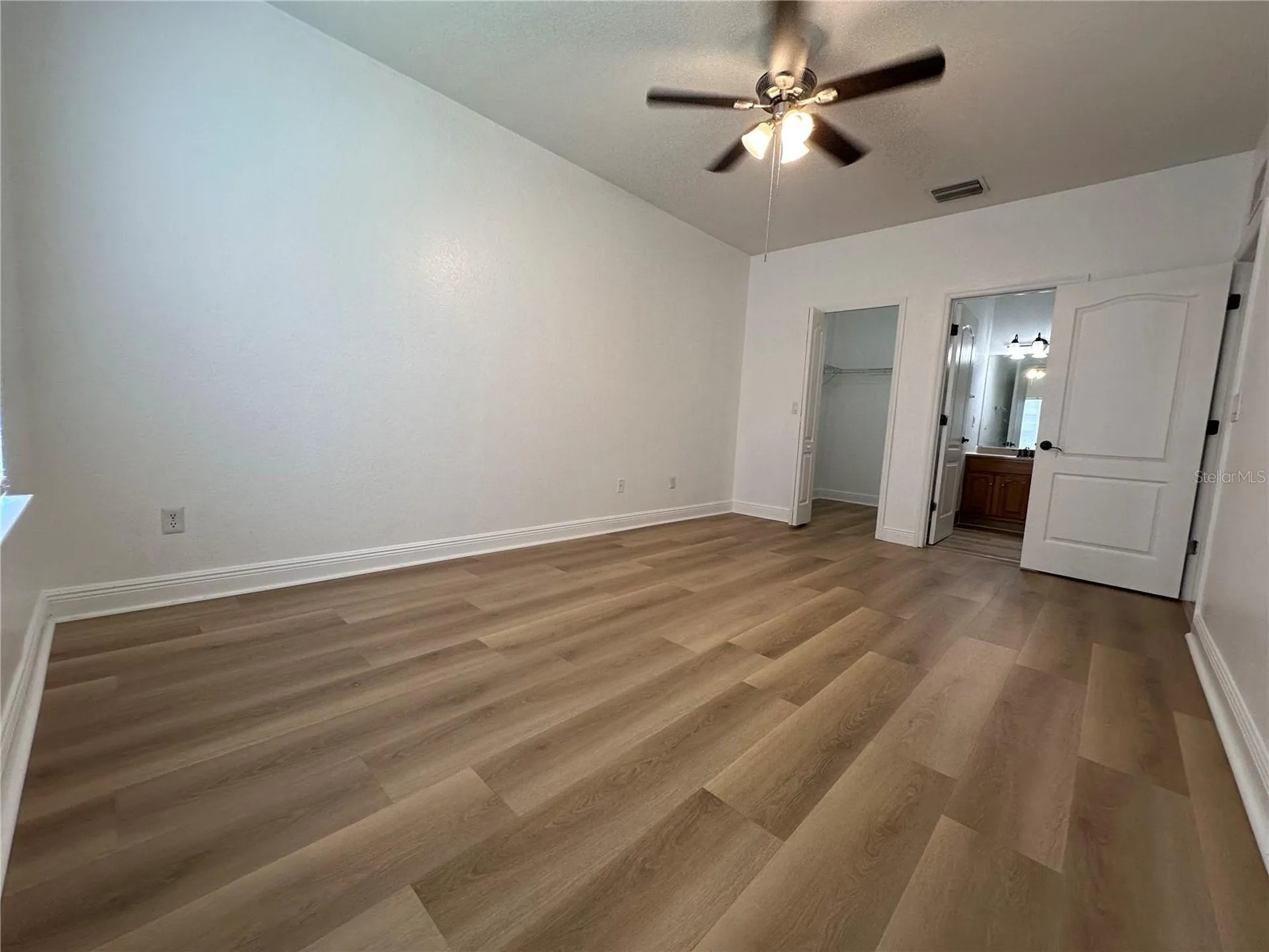 3725 S Lake Orlando Parkway Orlando FL 32808