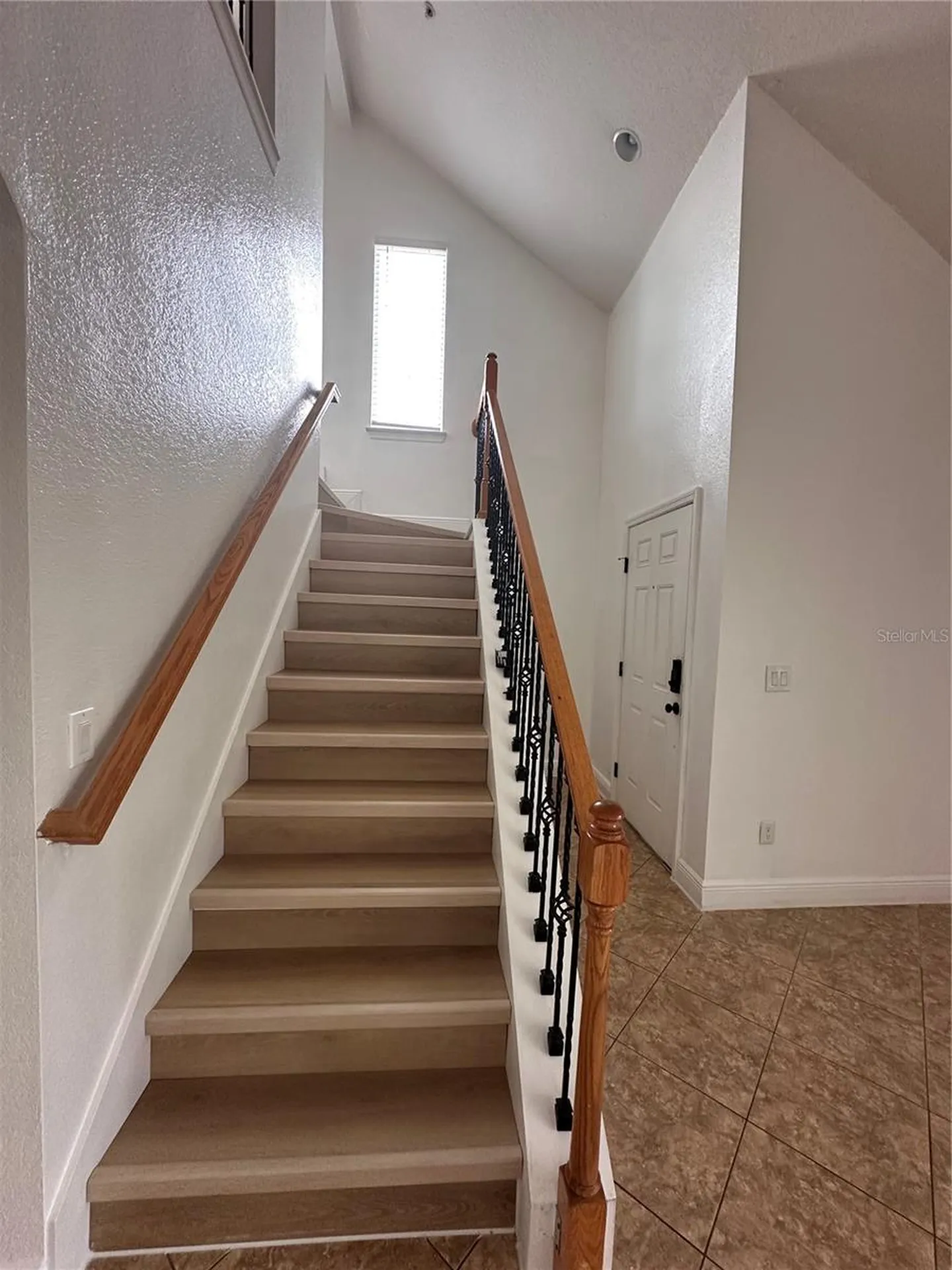 3725 S Lake Orlando Parkway Orlando FL 32808