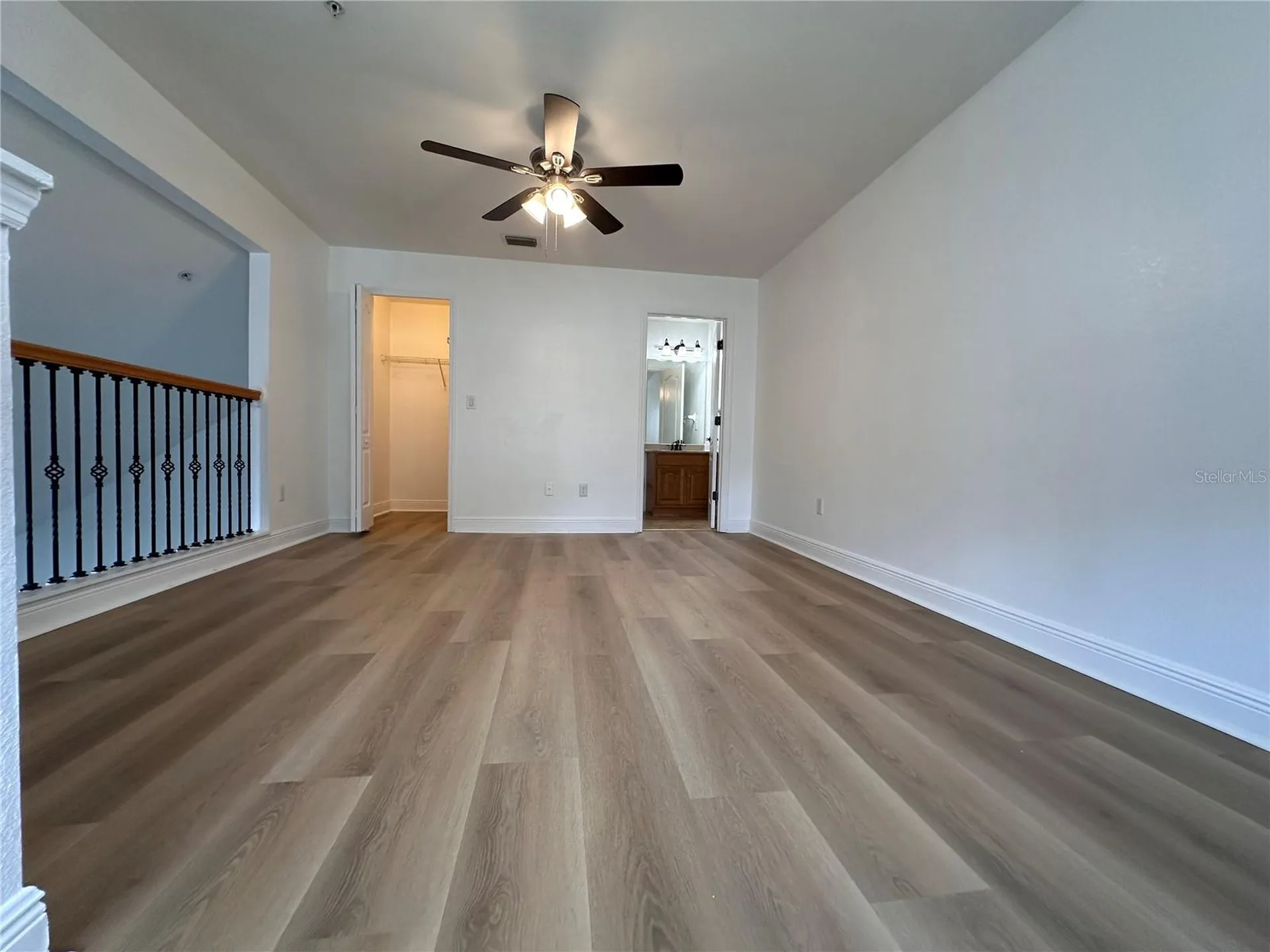 3725 S Lake Orlando Parkway Orlando FL 32808