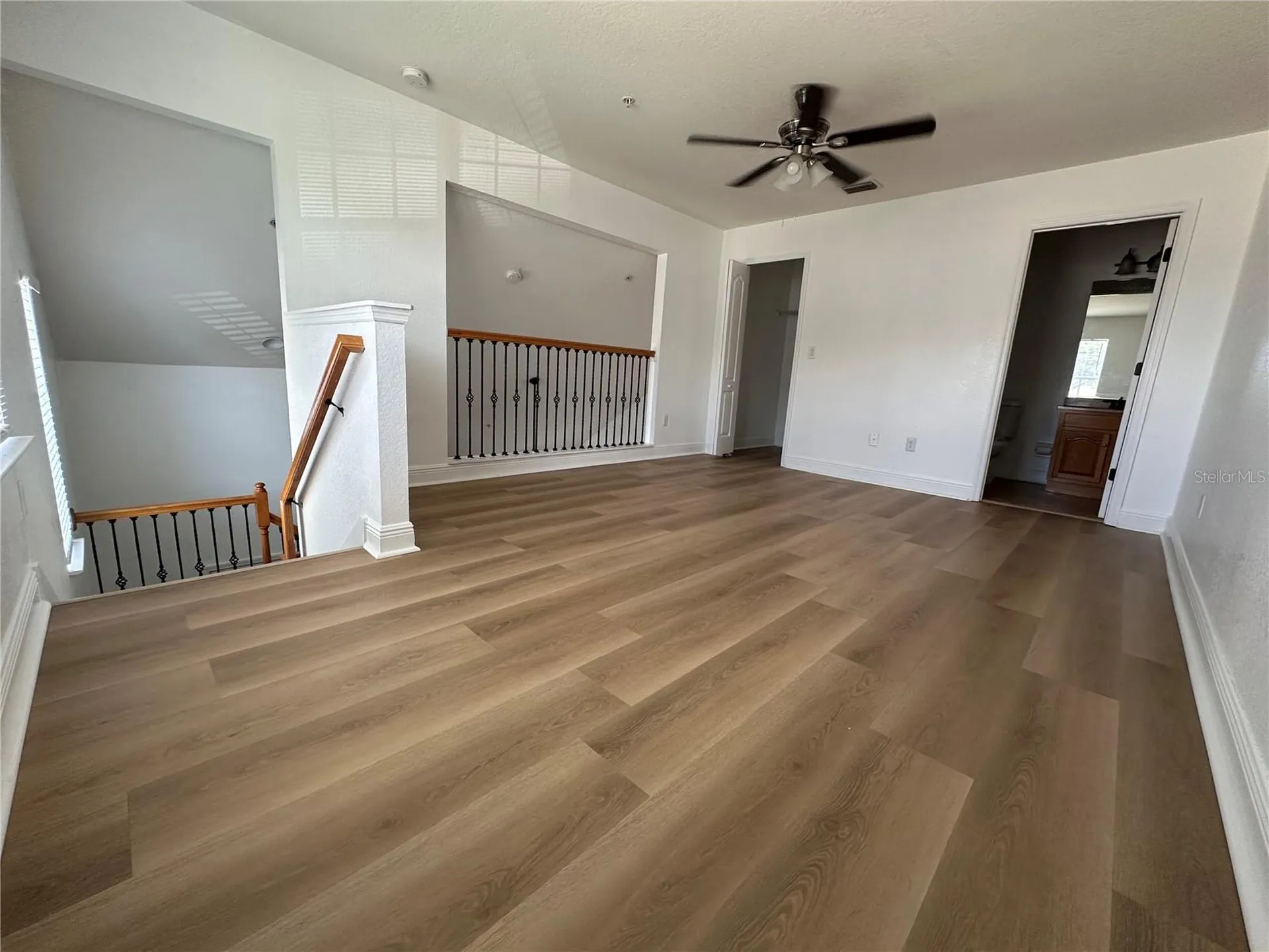 3725 S Lake Orlando Parkway Orlando FL 32808