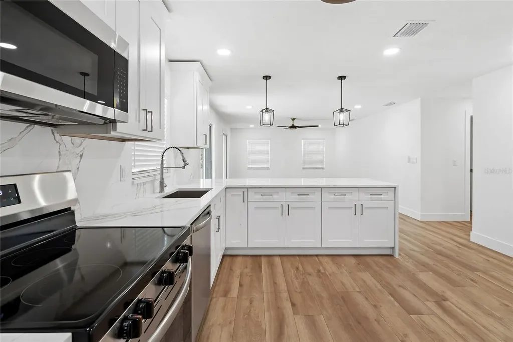 2512 Lake Ellen Circle Tampa FL 33618