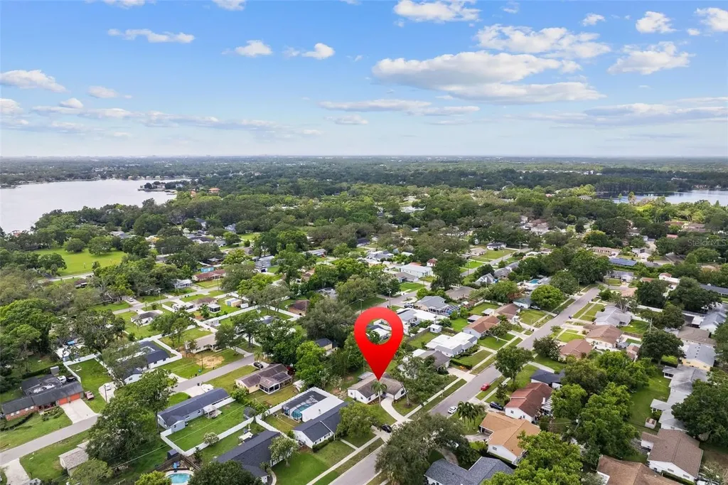 2512 Lake Ellen Circle Tampa FL 33618
