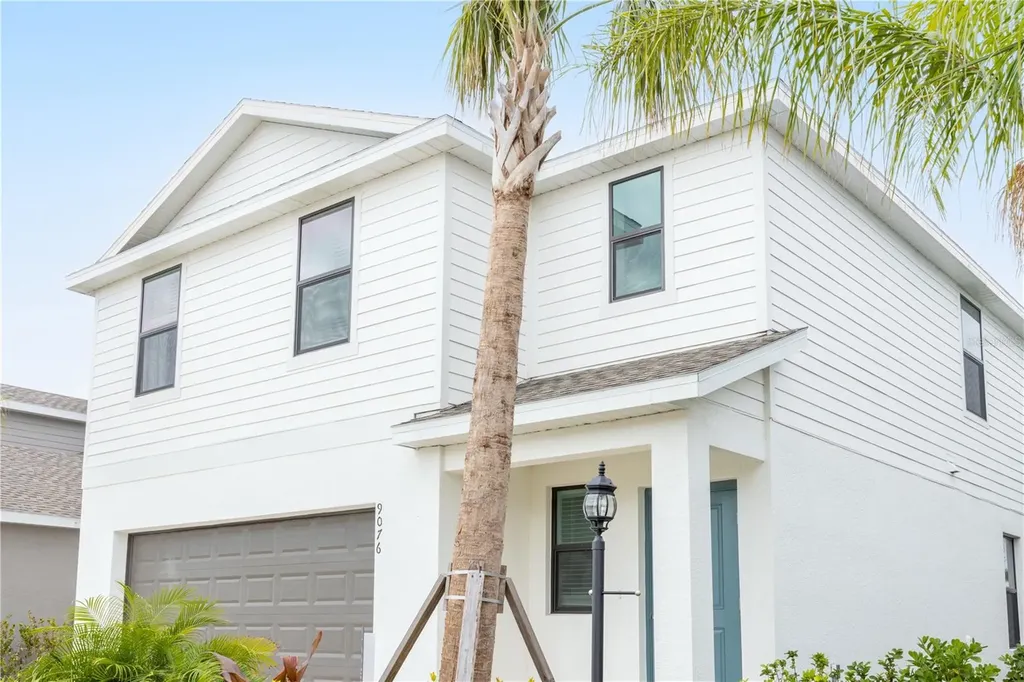 9076 Tequila Sunrise Drive Sarasota FL 34241