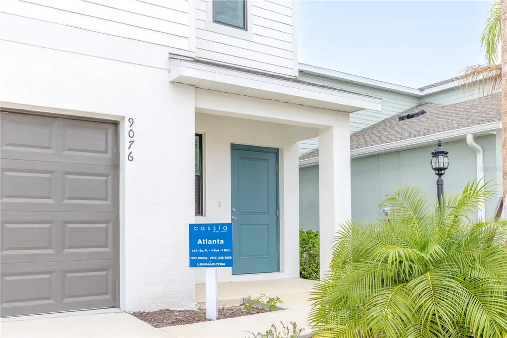 9076 Tequila Sunrise Drive Sarasota FL 34241