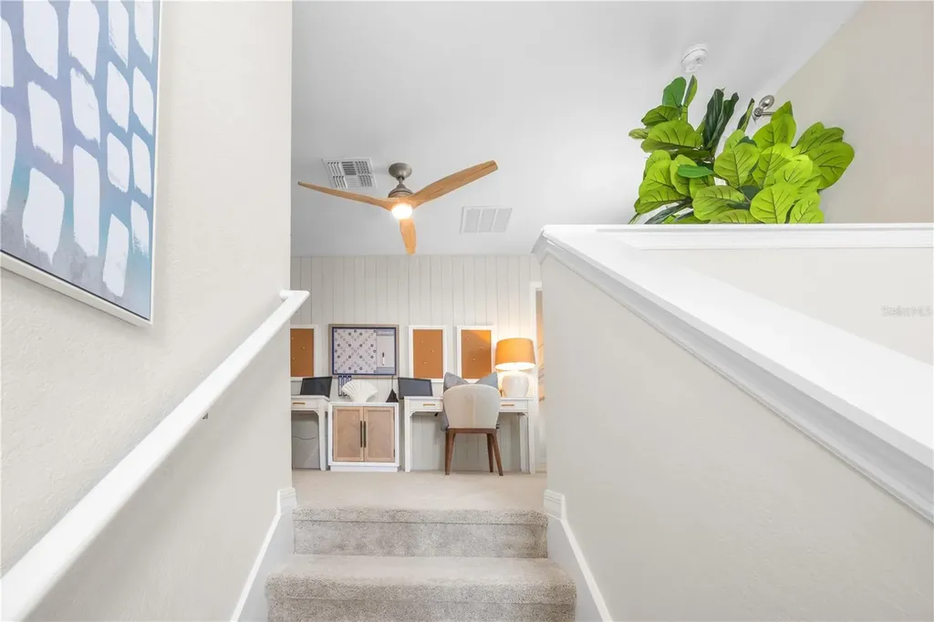 9076 Tequila Sunrise Drive Sarasota FL 34241