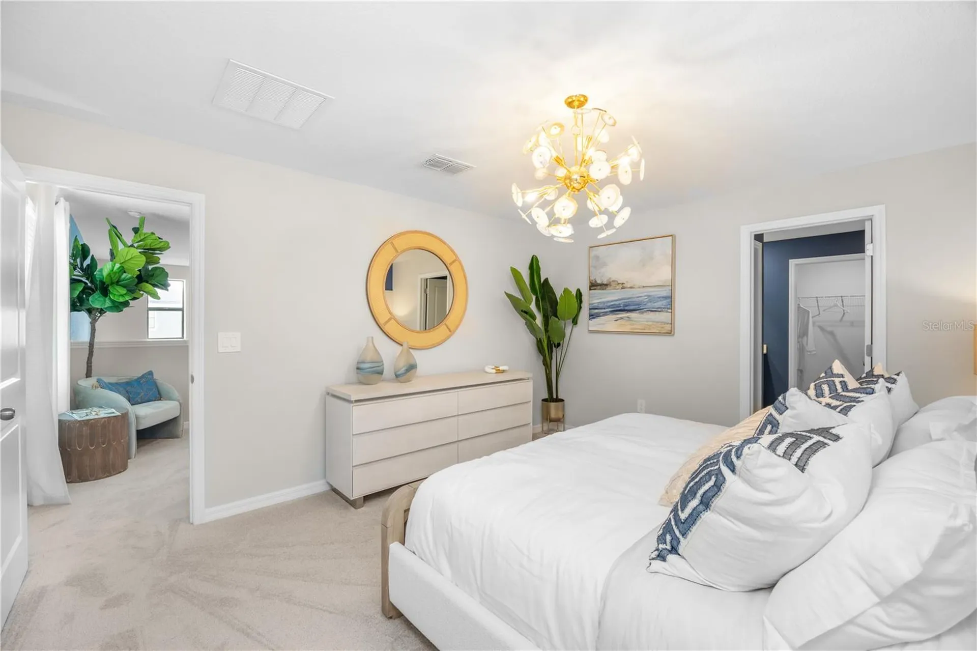 9076 Tequila Sunrise Drive Sarasota FL 34241