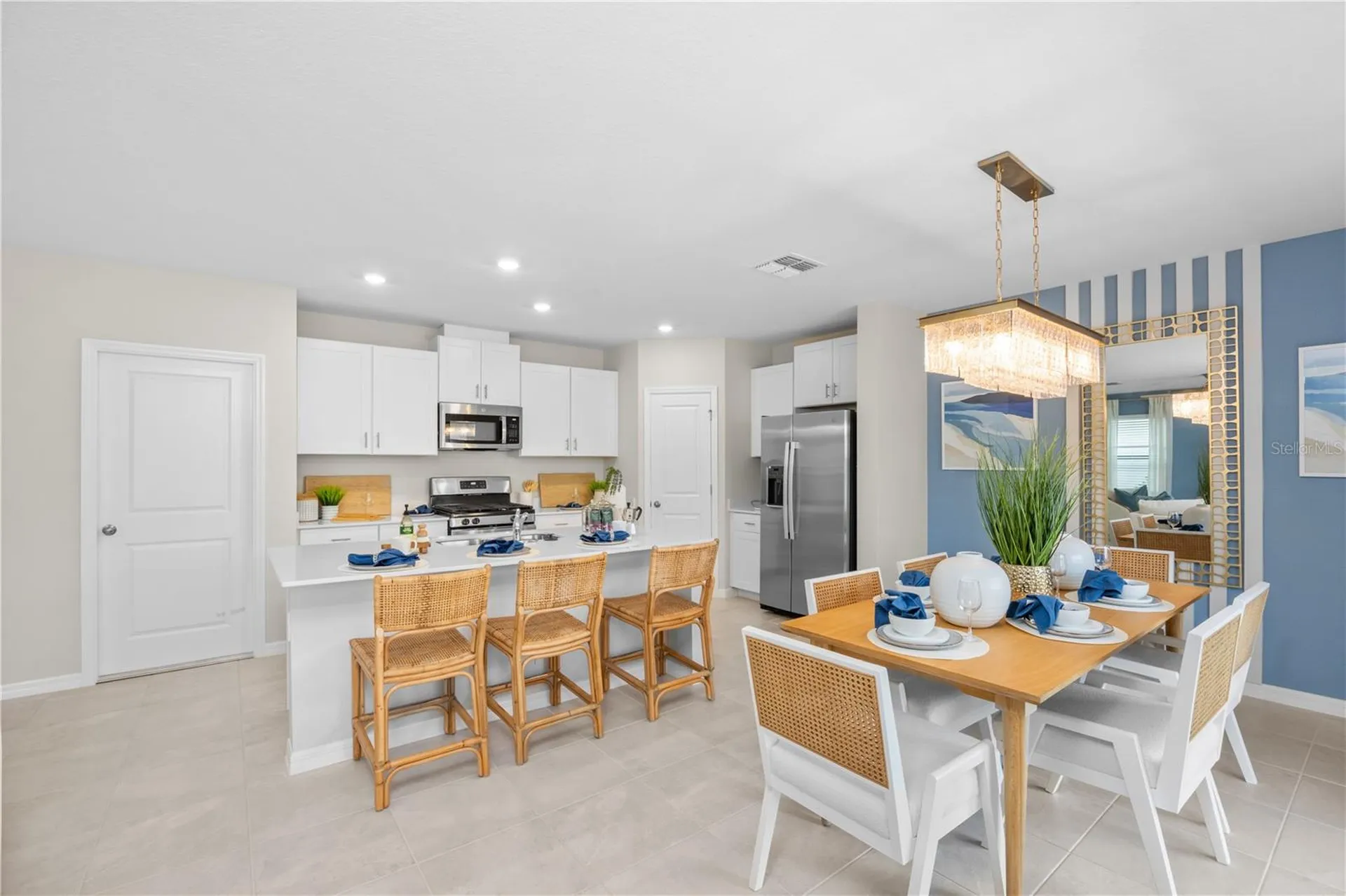 9076 Tequila Sunrise Drive Sarasota FL 34241