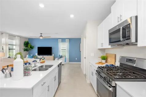 9076 Tequila Sunrise Drive Sarasota FL 34241