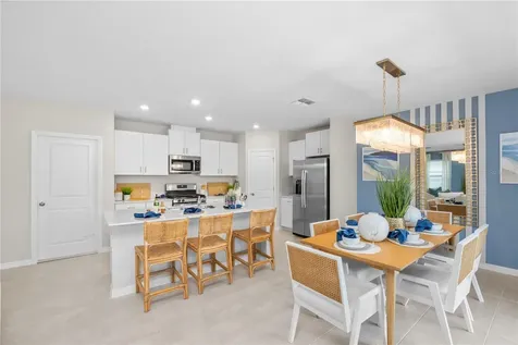 9076 Tequila Sunrise Drive Sarasota FL 34241