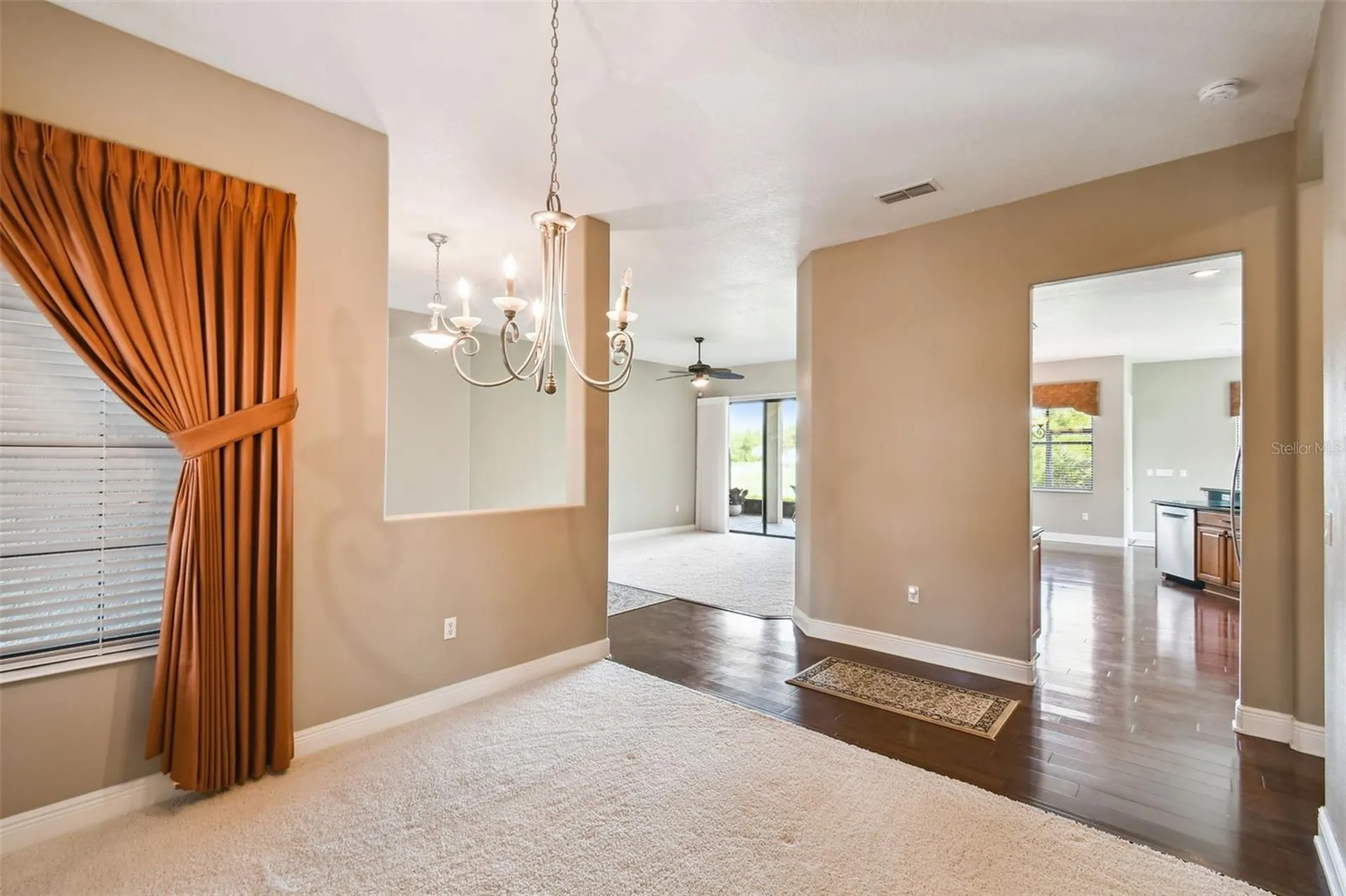 313 Santa Barbara Lane Kissimmee FL 34759