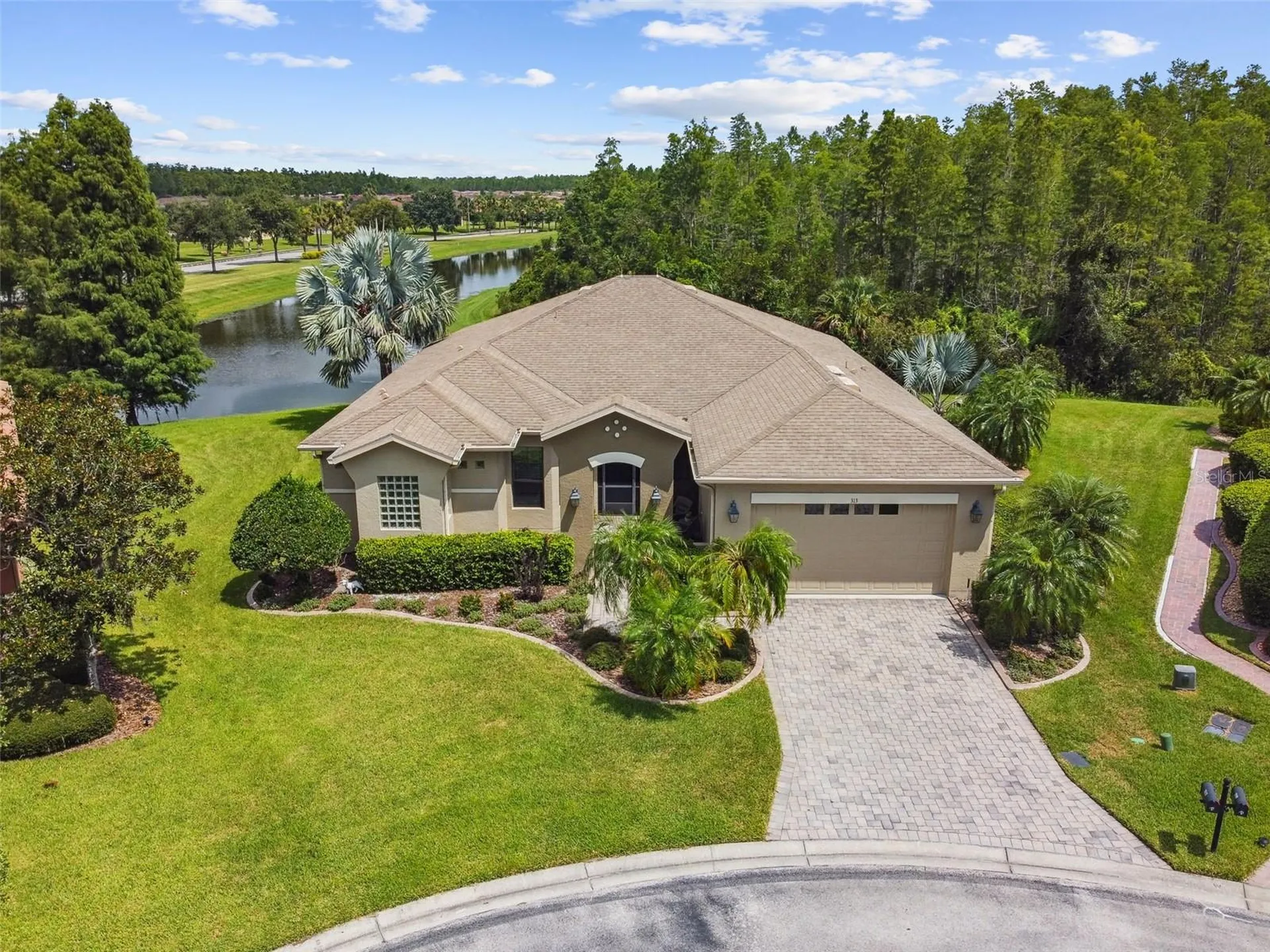 313 Santa Barbara Lane Kissimmee FL 34759