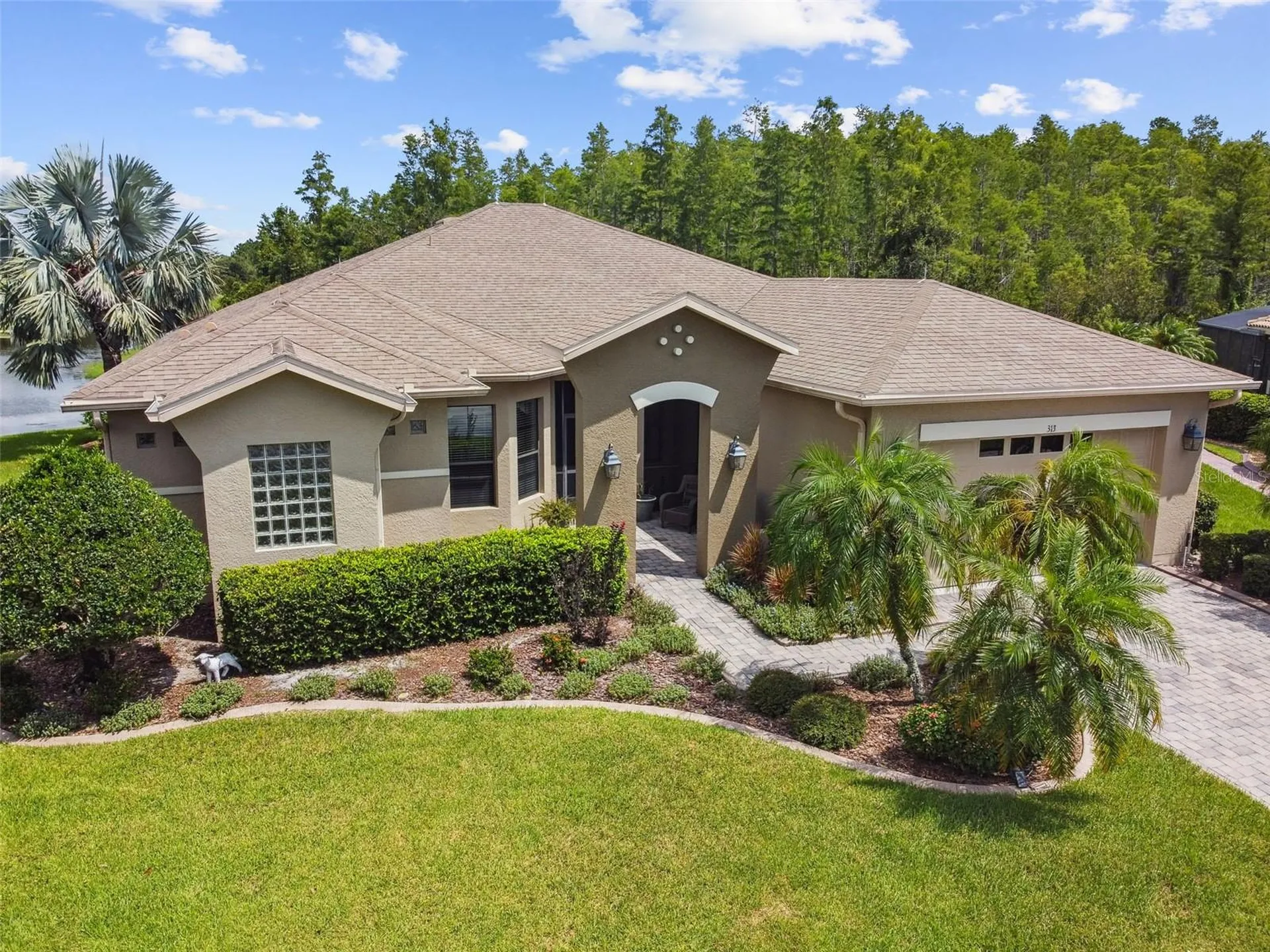 313 Santa Barbara Lane Kissimmee FL 34759
