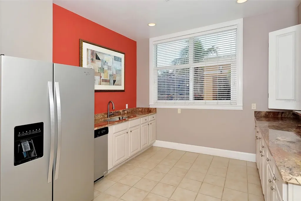 750 N Tamiami Trail Sarasota FL 34236