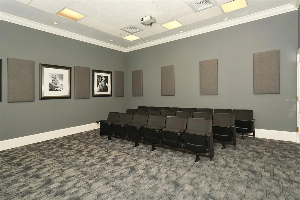 750 N Tamiami Trail Sarasota FL 34236