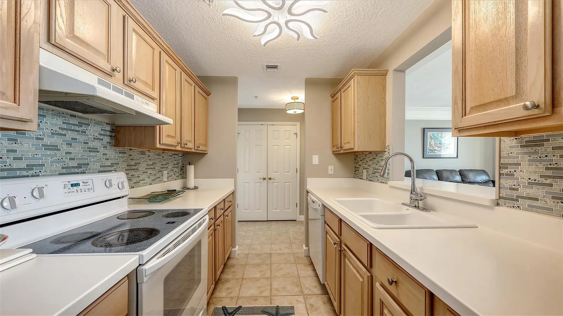 750 N Tamiami Trail Sarasota FL 34236