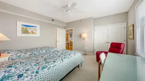 750 N Tamiami Trail Sarasota FL 34236