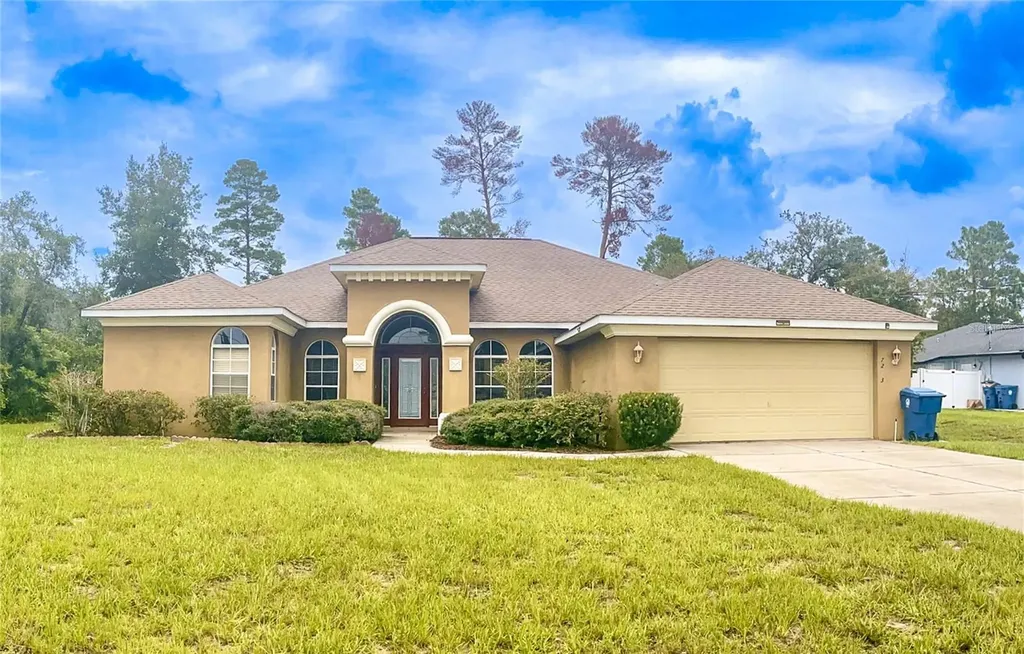 7243 Bahama Swallow Avenue Weeki Wachee FL 34613