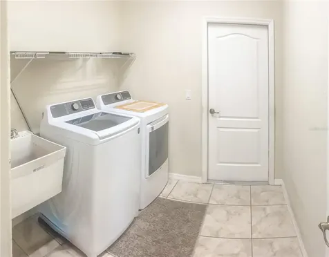 7243 Bahama Swallow Avenue Weeki Wachee FL 34613