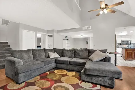 5138 Puritan Circle Tampa FL 33617