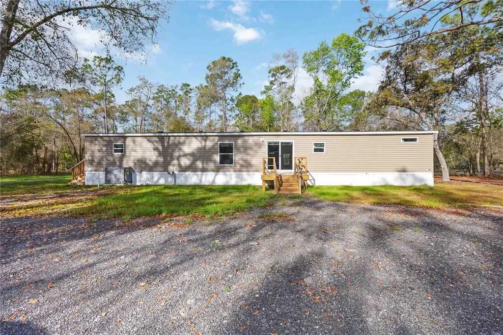 1525 Slash Pine Road Lakeland FL 33809