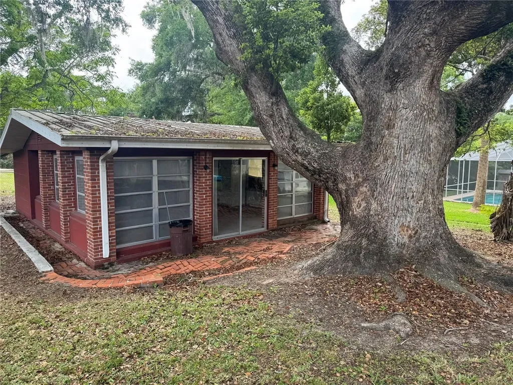 530 N Ridge Avenue Lake Alfred FL 33850