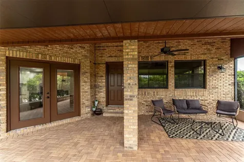 6151 Silver Oaks Drive Zephyrhills FL 33542