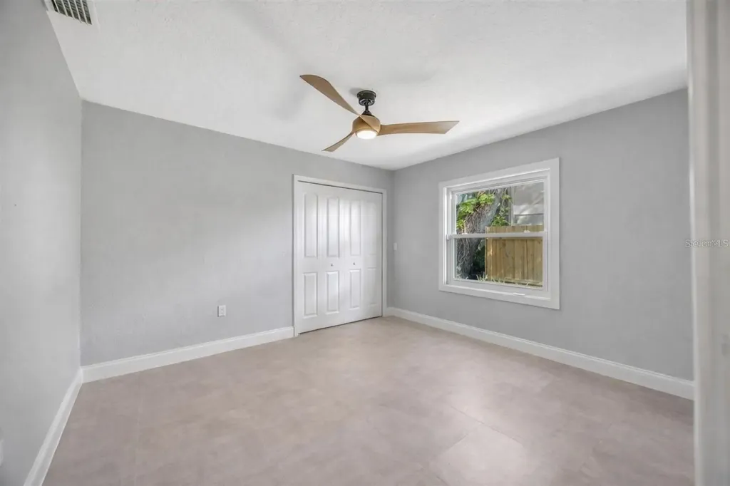 8400 35th Avenue N St Petersburg FL 33710