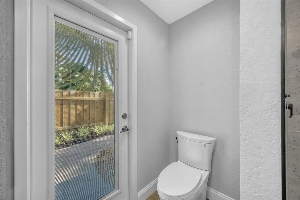 8400 35th Avenue N St Petersburg FL 33710