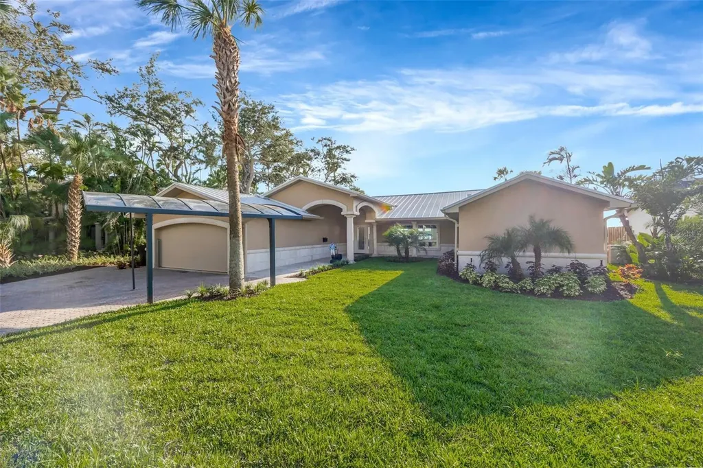 8400 35th Avenue N St Petersburg FL 33710
