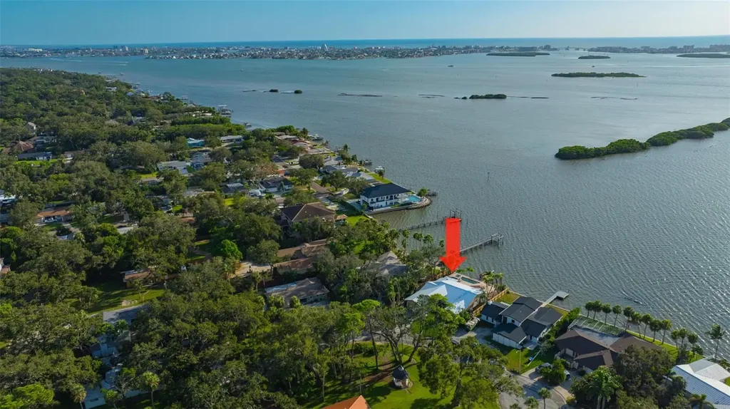 8400 35th Avenue N St Petersburg FL 33710