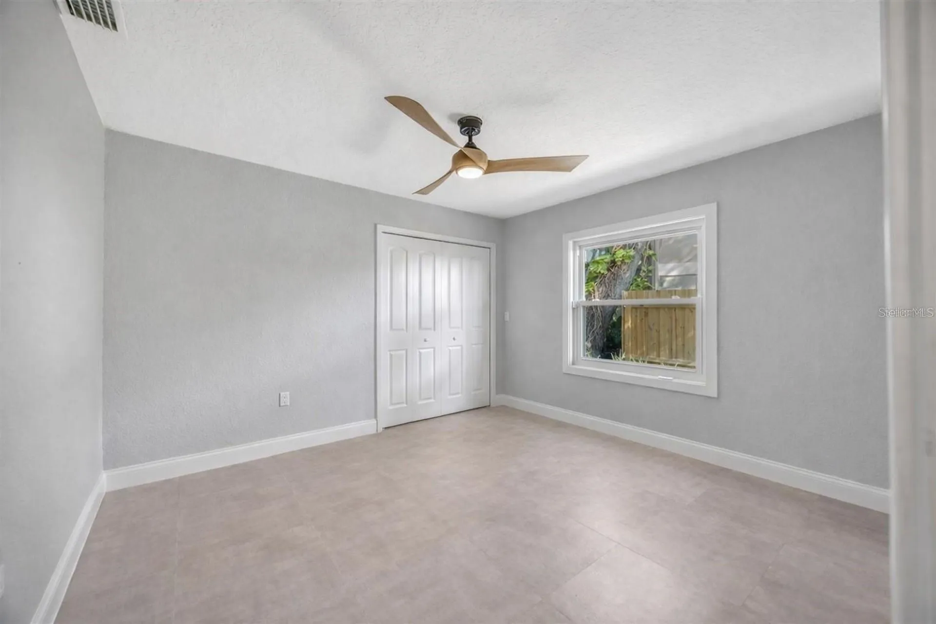 8400 35th Avenue N St Petersburg FL 33710