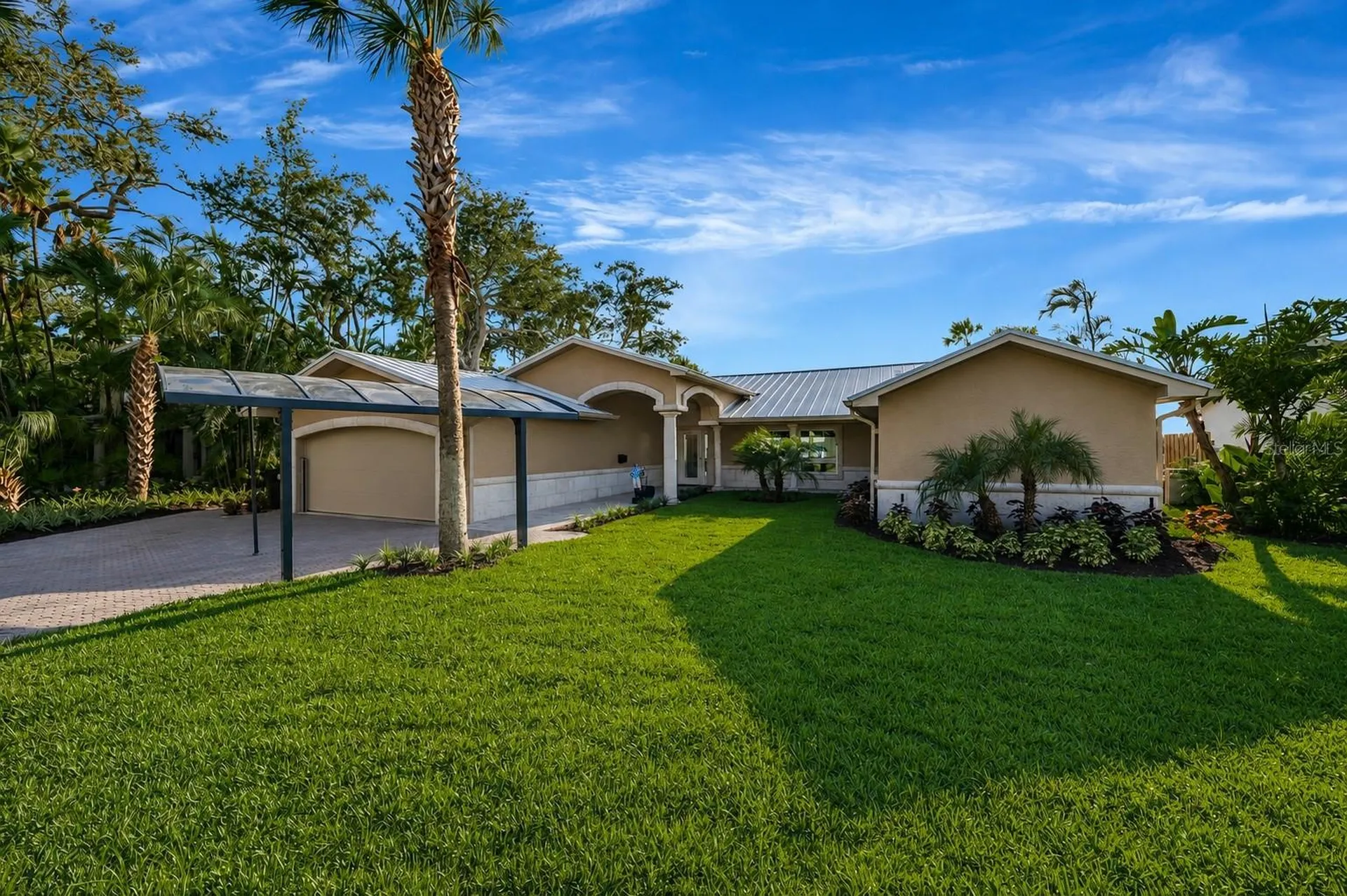 8400 35th Avenue N St Petersburg FL 33710